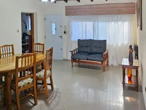 Casa en Venta en Ciudad Jardín del Palomar, USD 255.000