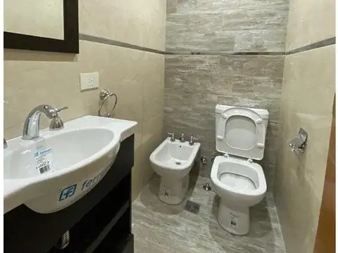 Departamento en Alquiler con 1 cocheras