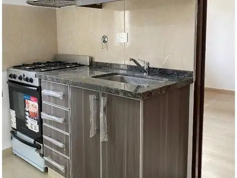 Departamento en Alquiler en Florida Mitre/Este, $ 800.000