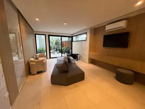 Departamento monoambiente en  alquiler en Ituzaingo con balcón