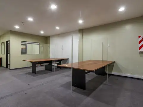 Sor Juana 1400 - Oficina 330 m2 en Dos plantas  - Ideal deposito y oficina. Distribuidora