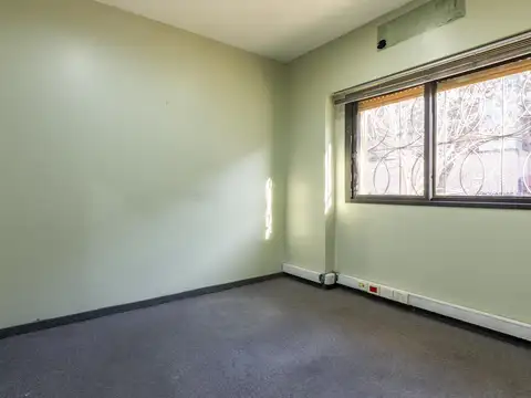Oficina Monoambiente con 4 baños