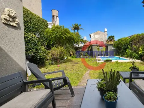 Casa 3 ambientes con 2 baños