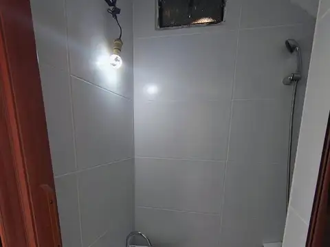 Depto Tipo Casa en Alquiler con 1 cocheras