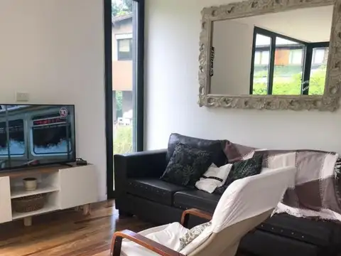 Yanquetruz Y Calchaquies, Mar Del Plata, Buenos Aires, Argentina.