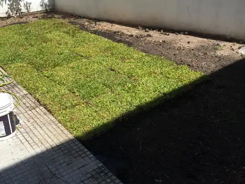 Camino General Belgrano . 473 bis y 474