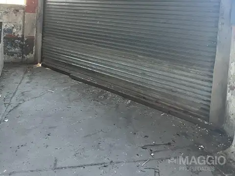 Av. Juan Manuel de Rosas al 9000