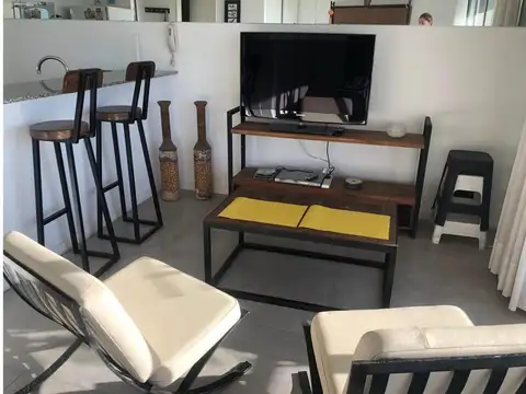 Departamento en Alquiler Temporal con 1 cochera