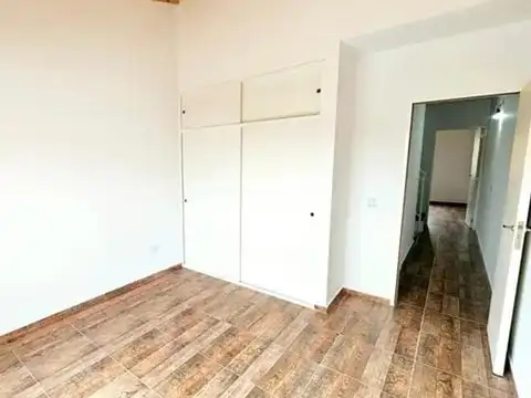 Depto Tipo Casa 4 ambientes con 2 baños