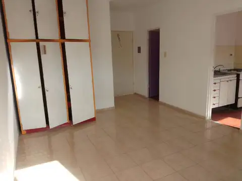 Departamento en Alquiler en Caballito, $ 360.000