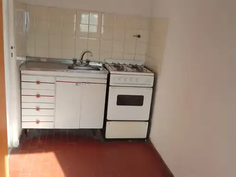 Departamento Monoambiente- Muy Luminoso-Vista Panoramica.-