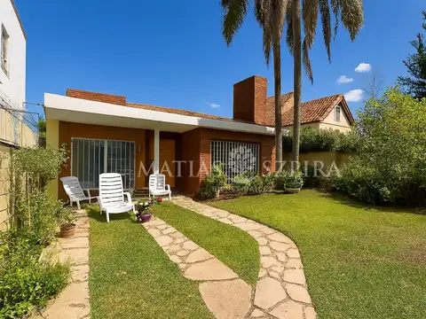 VENTA CASA 5 AMBIENTES CASTELAR SUR