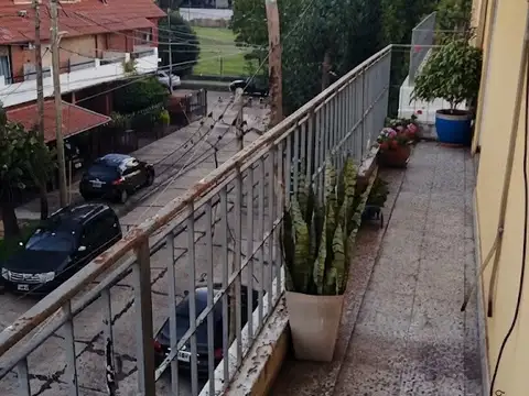 Ph 4 ambientes en Venta en Ramos Mejia