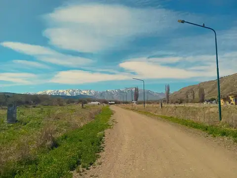 Lote de 30m x 50m en Venta-Esquel-Ubicación Única