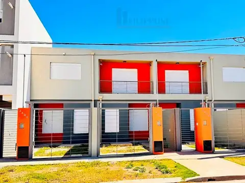 Dúplex a estrenar con cochera en venta - República Siria 2490