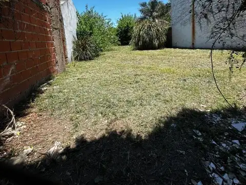 Terreno en Venta en Campana, USD 68.000