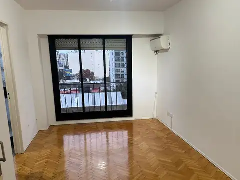 Av Maipú 300, Piso 7