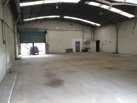 Galpon en Alquiler en Ituzaingo Sur, $ 4.000.000