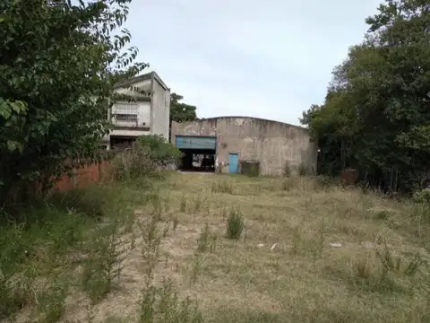 Caaguazu 48 , Piso 0