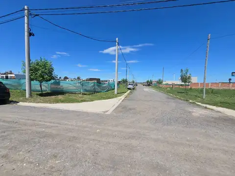 Terreno EN VENTA EN CARLOS SPEGAZZINI