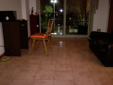 Av Pte H Yrigoyen 6300, Piso 3