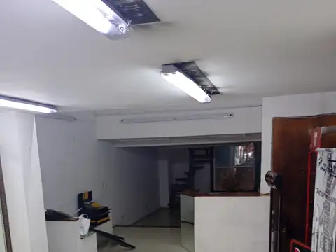 AV. ACOYTE 100, Piso PB