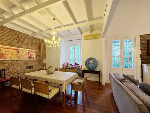 Hermoso PH 6 Ambientes con Terraza y Parrilla