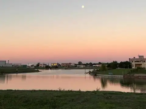 Oportunidad lote a la laguna area 5 San Sebastian