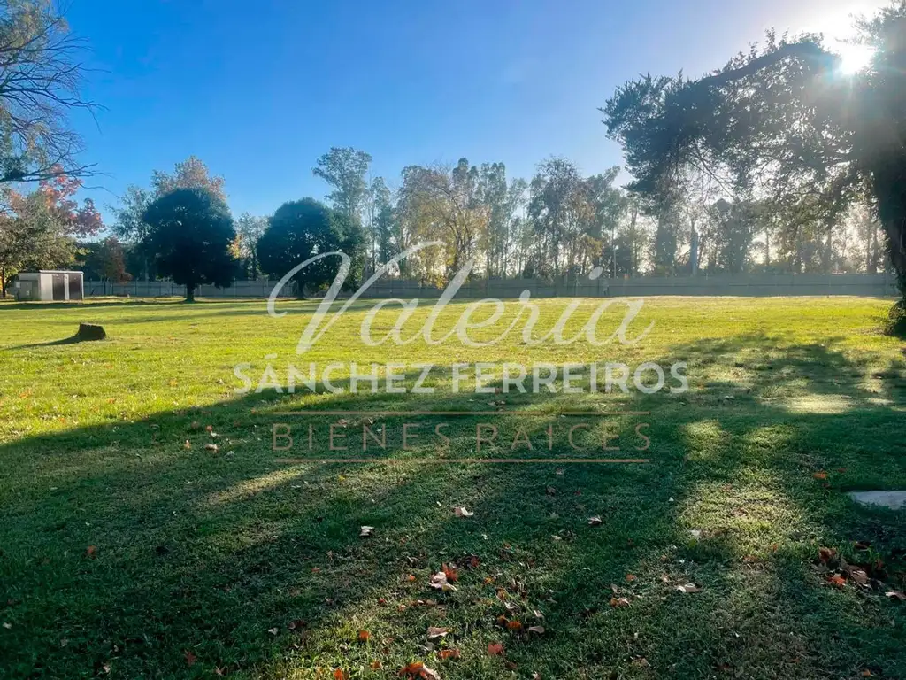 Terreno - 1.760  m² Total | Excelente