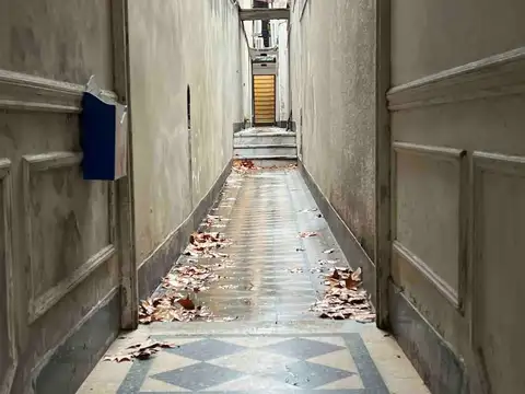 Depto Tipo Casa en Venta 60 años