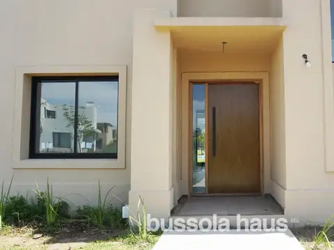 Casa en Venta en Puertos - Acacias, USD 365.000