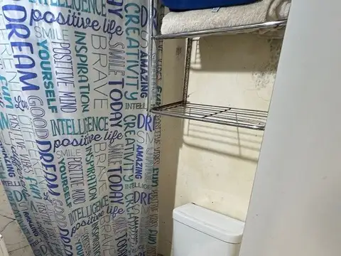 Venta de local Excelentes accesos y bajas expensas