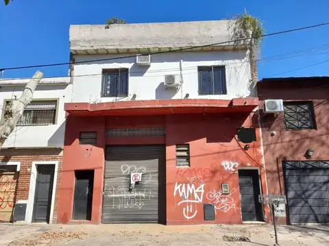 VENTA/PERMUTA GALPON+PH 3 AMB. STOS LUGARES