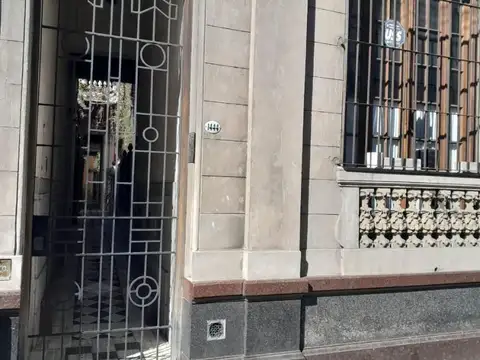 Venezuela 1444 , Piso PB