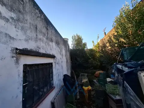 Casa 2 Habitaciones en Bombero Voluntario Vicente Senzabello al 400, Florencio Varela, Buenos Aires