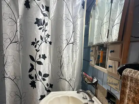 Depto Tipo Casa 6 ambientes con 2 baños