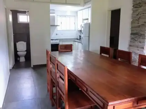 Casa en Venta con 3 cocheras