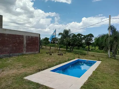 Casa Quinta con pileta y vista al río