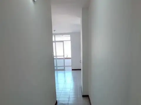 Departamento 5 ambientes con 2 baños
