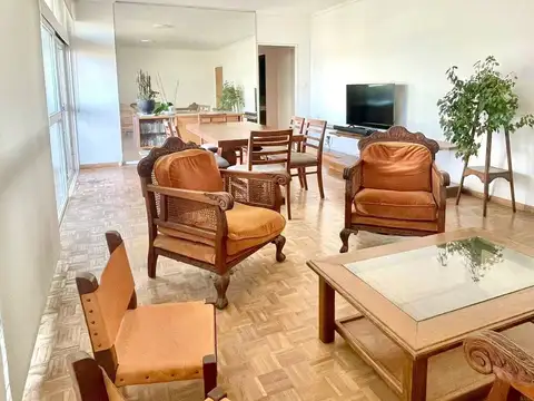 Departamento en Venta de 5 ambientes