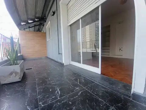 EDIFICIO EN ALQUILER 93 habitaciones y Restaurant