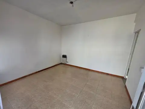 Depto Tipo Casa en Venta en Haedo, USD 75.000