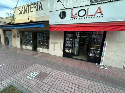 VENTA - LOCALES Y VIVIENDA - Grand Bourg - ZONA COMERCIAL