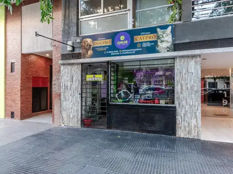 IDEAL LOCAL A LA CALLE SOBRE AV. HONORIO PUEYRREDON EN CABALLITO, CERCA DE TODO.