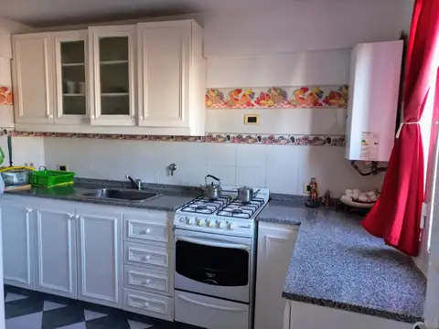 VENTA DEPARTAMENTO TRES DORMITORIOS CON BALCON 