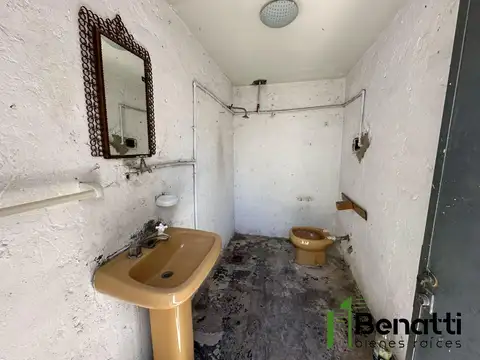 GALPON SIN COLUMNAS DE 135M2 TOTALES EN ALQUILER