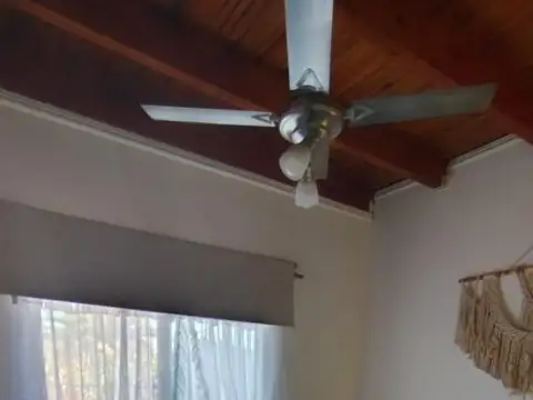 Casa en alquiler en Roldan, límite con Funes