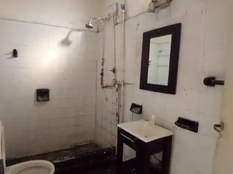 CASA 3 AMBIENTES CON GUARDA AUTO LANUS OESTE
