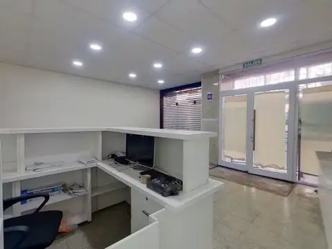 Local en Venta 66 años