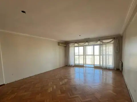 Departamento en Venta en Bahia Blanca, USD 168.000